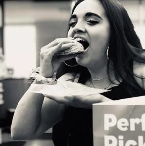 Meet your Posher, Gabriela